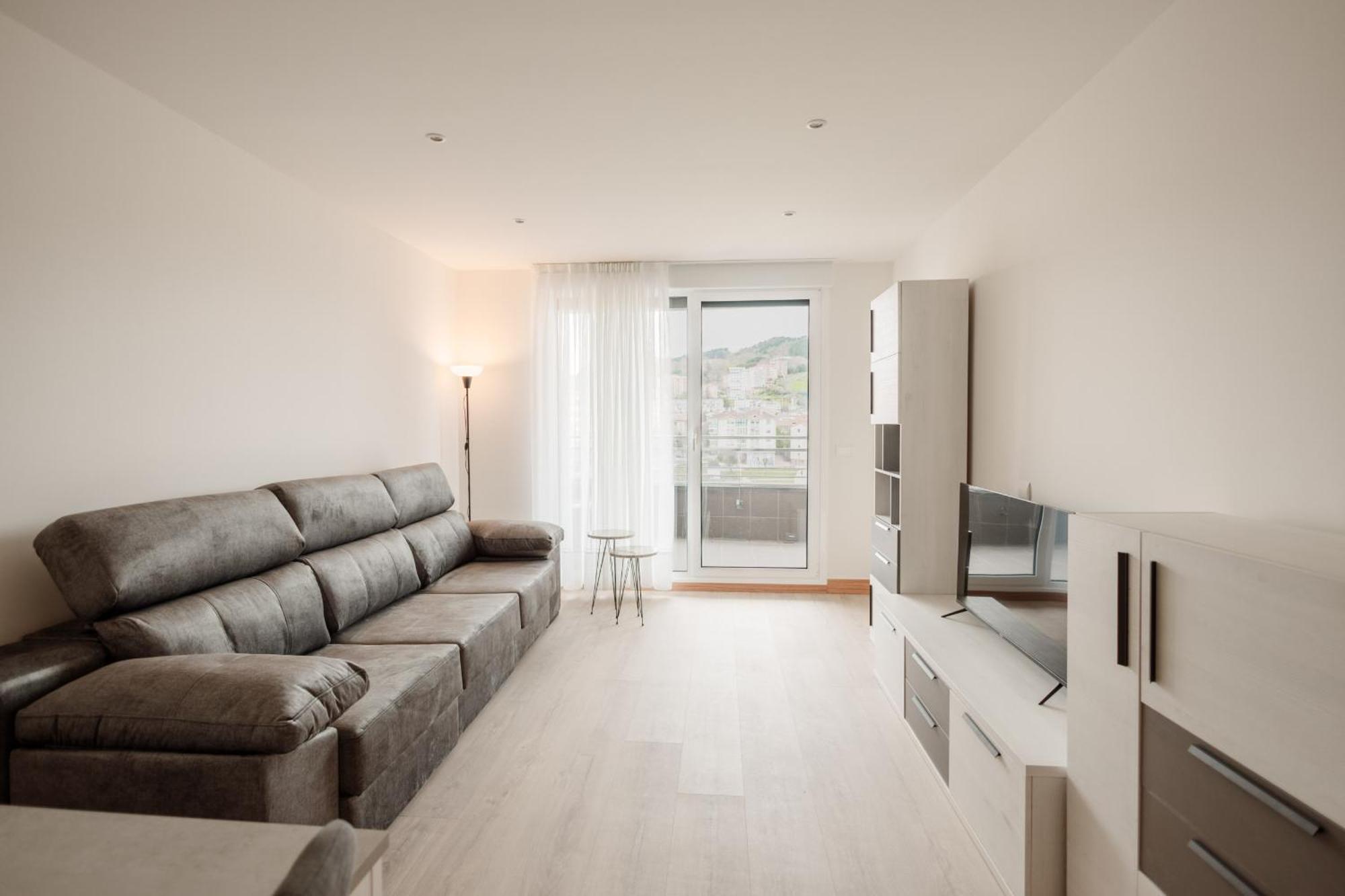 Artik I Local Rentss Apartamento Zarautz